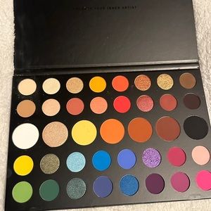 James Charles Morphe Eyeshadow Palette
